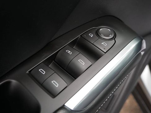 Used 2024 Chevrolet Traverse LT AWD/4WD image 19