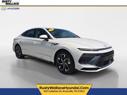 Certified 2025 Hyundai Sonata SEL FWD image 1