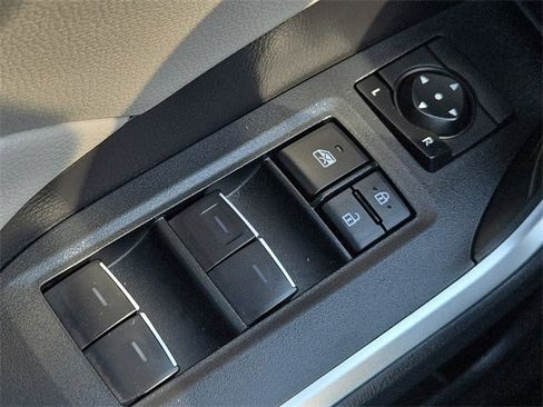 Certified 2022 Toyota RAV4 XLE image 27