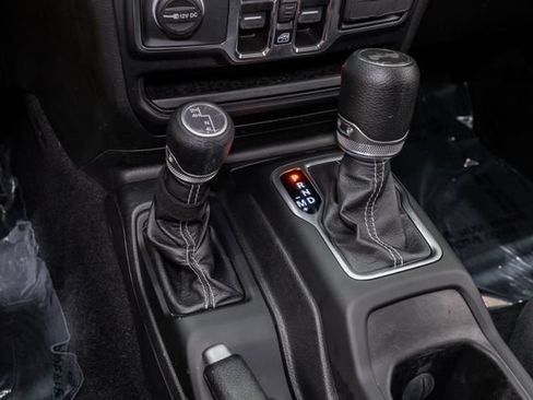 Used 2021 Jeep Wrangler Unlimited Sahara w/ Safety Group AWD/4WD image 22