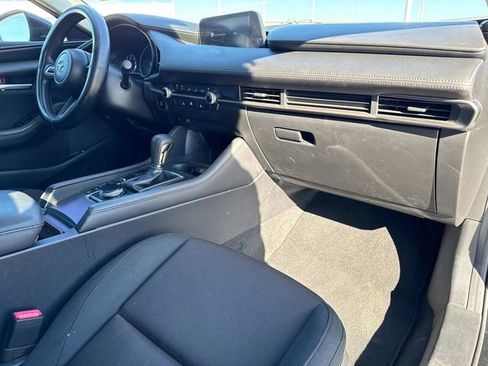 Used 2021 MAZDA MAZDA3 s image 18