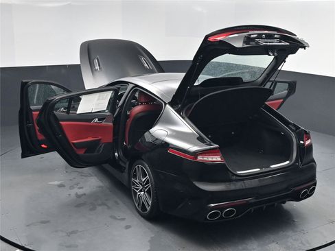 Used 2022 Kia Stinger GT1 w/ Red Interior Color Package image 15