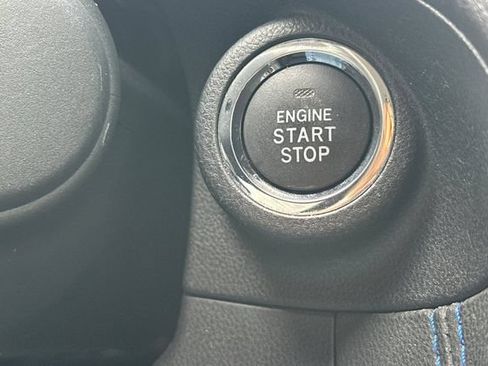 Used 2019 Subaru Crosstrek Hybrid w/ Moonroof Package w/Navigation AWD/4WD image 25