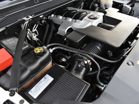 Used 2020 Cadillac Escalade ESV Premium Luxury image 51