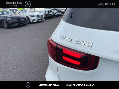 Used 2026 Mercedes-Benz GLB 250 image 6