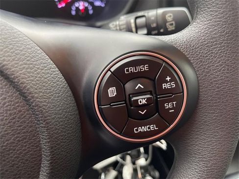 Used 2020 Kia Soul LX image 10