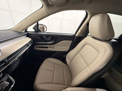 New 2026 Lincoln Corsair Premiere image 52