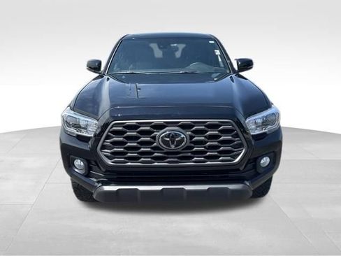 Used 2022 Toyota Tacoma TRD Off-Road w/ Technology Package RWD image 8
