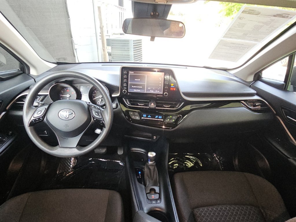 Used 2021 Toyota C-HR LE FWD image 16