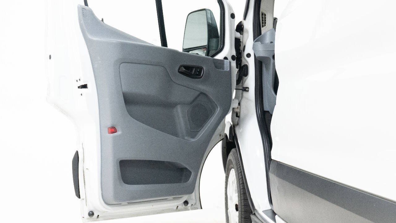 Used 2019 Ford Transit 350 XLT RWD image 24