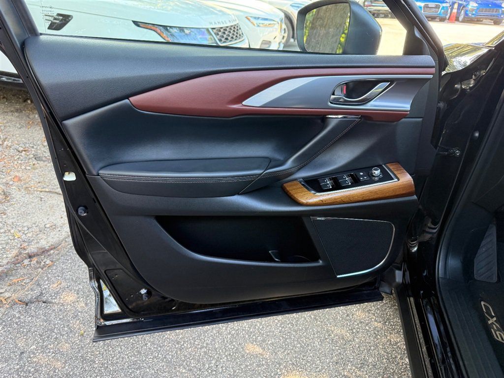 Used 2018 MAZDA CX-9 Signature AWD/4WD image 14