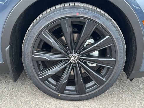 New 2026 Toyota Crown Nightshade image 12