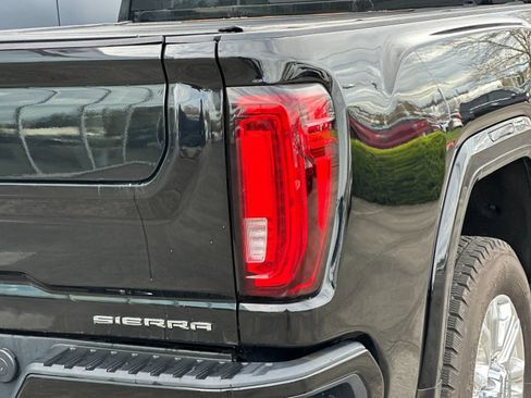 Used 2020 GMC Sierra 3500 Denali w/ Denali Ultimate Package AWD/4WD image 24