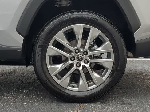 Used 2024 Toyota RAV4 XLE Premium image 14