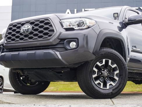 Used 2023 Toyota Tacoma TRD Off-Road RWD image 2
