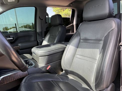 Used 2019 GMC Sierra 1500 Denali w/ Denali Ultimate Package AWD/4WD image 12