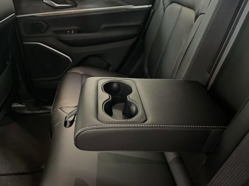 New 2026 Jeep Grand Cherokee Limited image 22