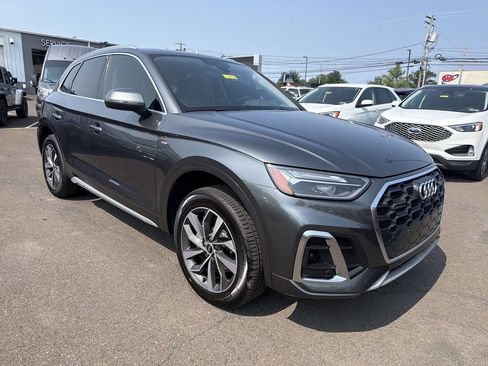 Used 2023 Audi Q5 2.0T Premium Plus w/ Premium Plus Package AWD/4WD image 7