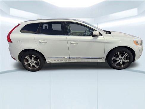 Used 2014 Volvo XC60 T6 image 5