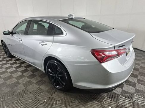 Used 2022 Chevrolet Malibu LT w/ Sport Edition FWD image 4
