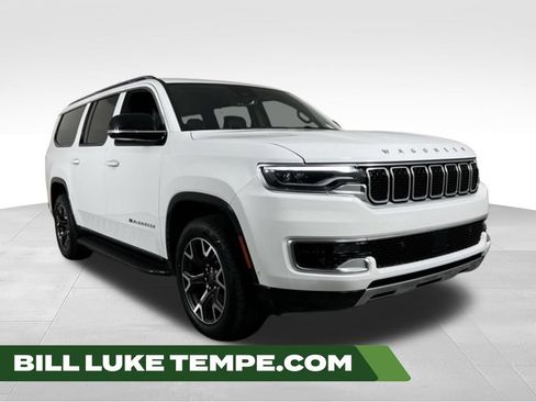 Used 2023 Jeep Wagoneer L Series III w/ Preferred Equipment Group AWD/4WD image 1