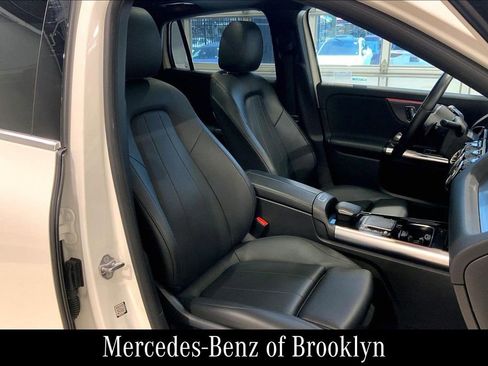 Certified 2023 Mercedes-Benz GLA 250 4MATIC image 9