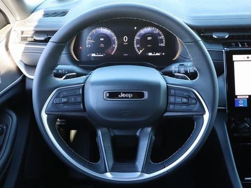 New 2025 Jeep Grand Cherokee Limited AWD/4WD image 22