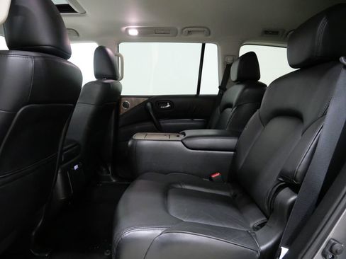 Used 2024 Nissan Armada SL w/ Captain's Chairs Package image 28