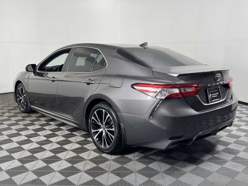Used 2020 Toyota Camry SE AWD/4WD image 8