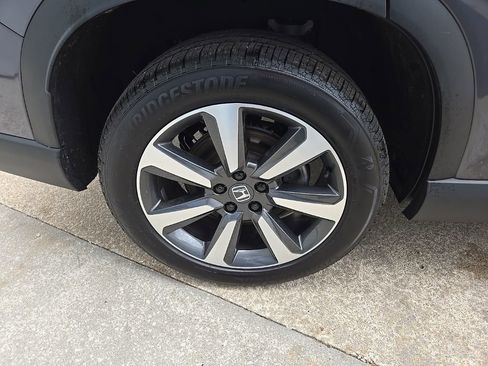 Used 2024 Honda Pilot Elite image 21
