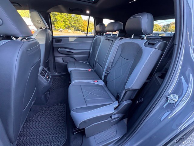 New 2027 Volkswagen Atlas SEL R-Line AWD/4WD image 11