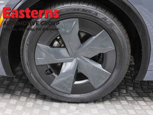 Used 2024 Toyota Prius LE image 29