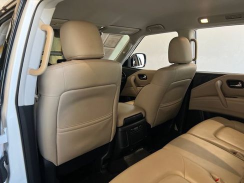 Used 2021 Nissan Armada SV w/ SV Appearance Package RWD image 31