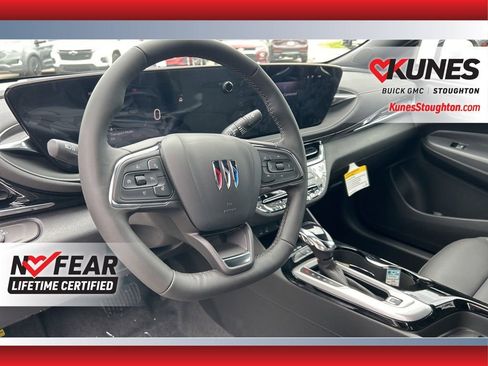 New 2025 Buick Envista Avenir image 27