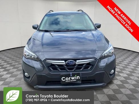 Used 2021 Subaru Crosstrek 2.0i Premium w/ Moonroof Package AWD/4WD image 2
