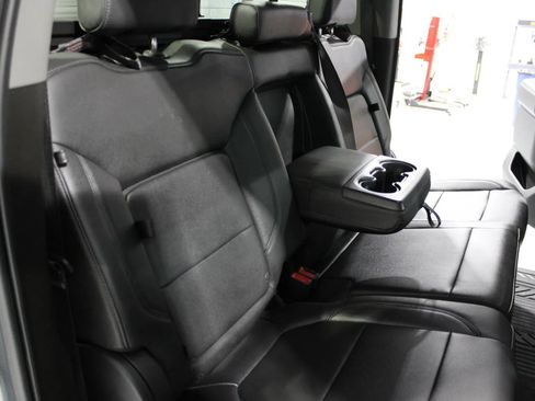 Used 2021 Chevrolet Silverado 1500 LT Trail Boss w/ Convenience Package II AWD/4WD image 30