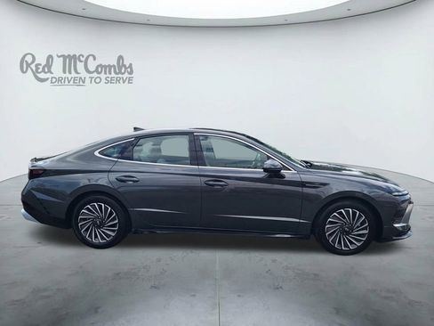 Used 2025 Hyundai Sonata SEL image 2