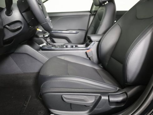 New 2026 Kia K4 EX image 10
