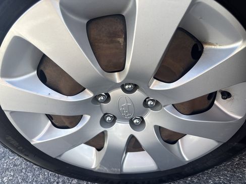 Used 2010 Subaru Impreza 2.5i image 9