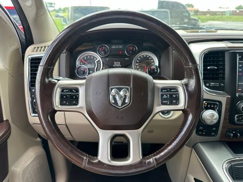Used 2018 RAM 1500 Laramie w/ Convenience Group AWD/4WD image 49