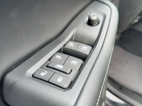 New 2025 Jeep Grand Cherokee Laredo X image 28