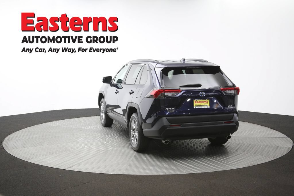 Used 2024 Toyota RAV4 XLE AWD/4WD image 65