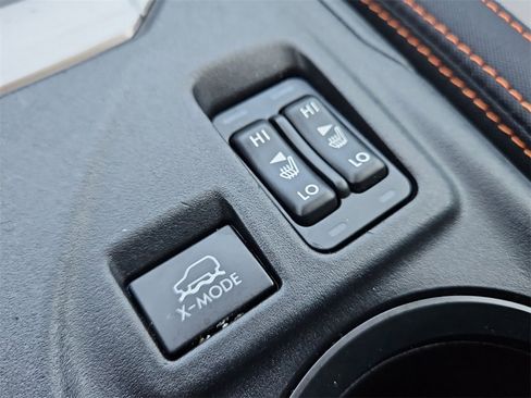 Used 2019 Subaru Crosstrek 2.0i Premium w/ Moonroof Package image 25