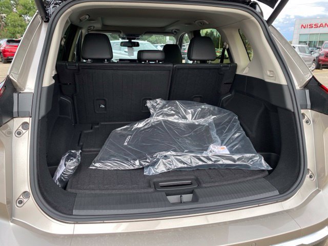 New 2026 Nissan Rogue Platinum AWD/4WD image 26