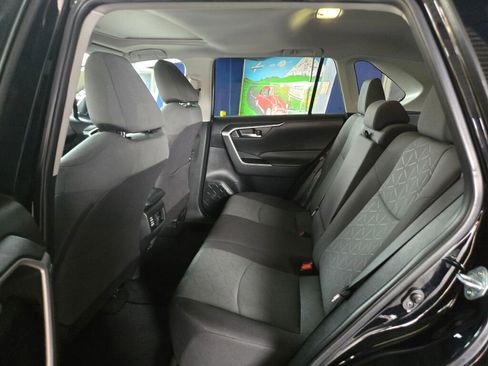 Used 2024 Toyota RAV4 XLE w/ Convenience Package image 10