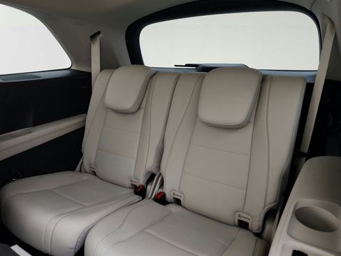 Certified 2020 Mercedes-Benz GLS 450 4MATIC image 23