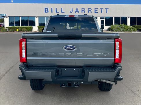 New 2026 Ford F250 4x4 Crew Cab Super Duty image 5