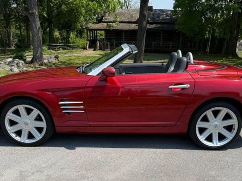 Used 2005 Chrysler Crossfire Limited RWD image 12
