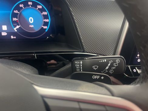 New 2026 Volkswagen Atlas Cross Sport SEL Premium R-Line image 23