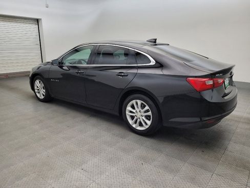 Used 2017 Chevrolet Malibu LT FWD image 3